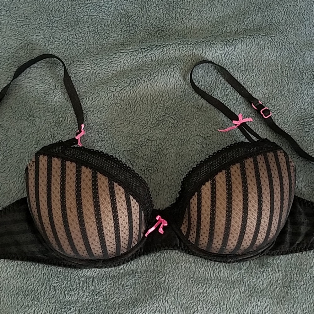 Betsey Johnson bra